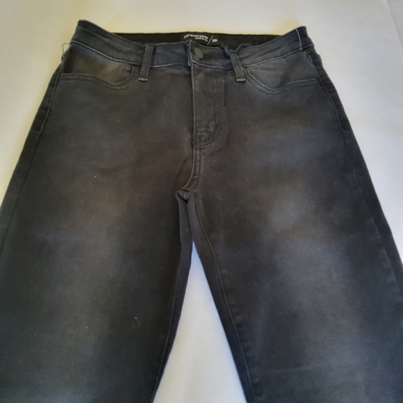 New Just Black Denim Distressed Fray Hem Capri Crop Black Jeans Size 29 - Picture 4 of 10